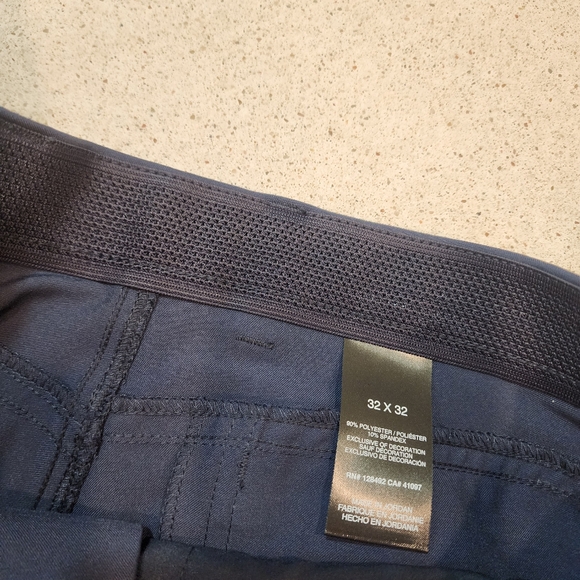 Greg Norman Men’s Blue Straight Leg Athletic Golf Pants - 32x32 - Picture 6 of 8